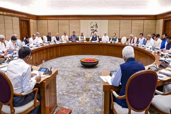 পাকিস্তানৰ ওপৰত সিন্দূৰ অভিযান এতিয়াও অব্যাহত আছে : ৰাজনাথ সিং