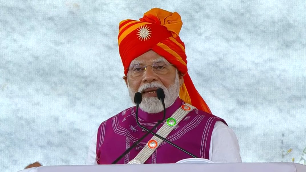 প্রধানমন্ত্রী নরেন্দ্র মোদী বলেছেন, পাকিস্তানের একমাত্র লক্ষ্য হল ভারতের ক্ষতি, কিন্তু নতুন দিল্লির লক্ষ্য হল দারিদ্র্য দূরীকরণ এবং দেশের অর্থনীতির উন্নয়ন।
