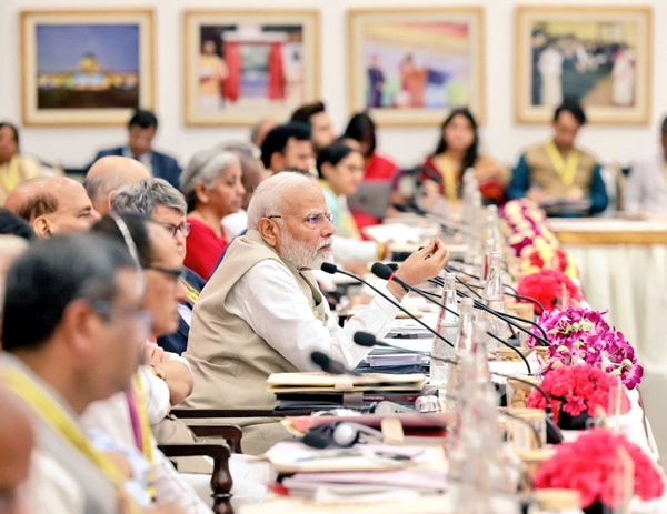 নীতি আয়োগৰ পৰিচালনা পৰিষদৰ বৈঠকত অপাৰেচন সিন্দূৰ সন্দৰ্ভত সশস্ত্র বাহিনীসমূহলৈ দেশৰ সকলো ৰাজ্যৰ সমৰ্থন