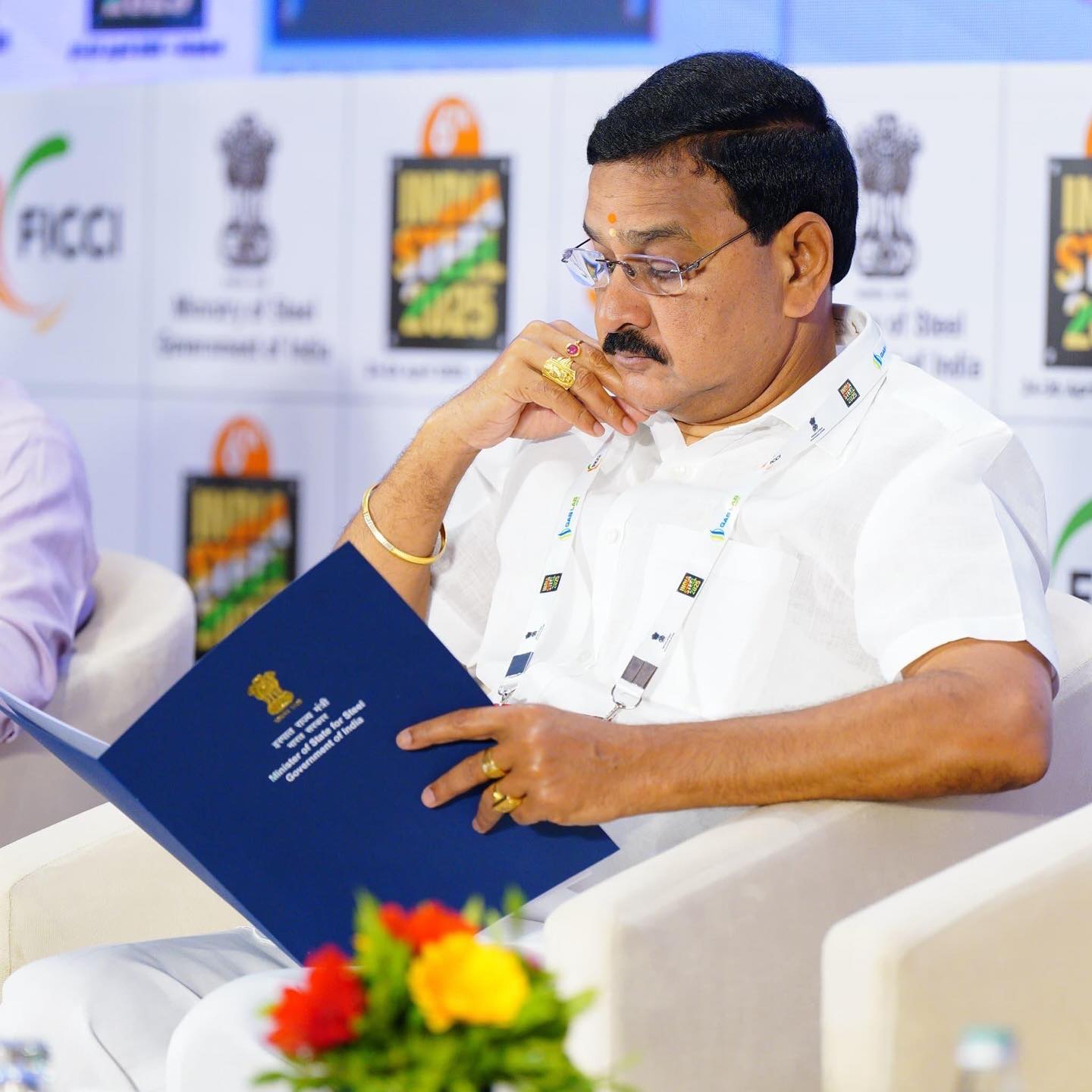 কেন্দ্ৰীয় ৰাজ্য মন্ত্ৰী ভূপতি ৰাজু শ্ৰীনিবাস বার্মাই আজি দুদিনীয়া কাৰ্যসূচীৰে দক্ষিণ শালমাৰা মানকাচাৰ জিলালৈ আহিব