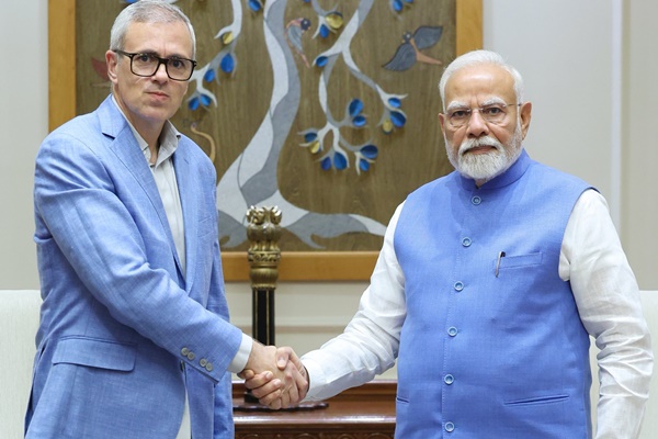 J&K CM Omar Abdullah Meets PM Modi, Discusses Pahalgam Terror Attack