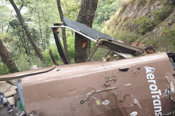 उत्तराखंड: उत्तरकाशी जिले के गंगनानी इलाके में हेलीकॉप्टर दुर्घटनाग्रस्त, 6 लोगों की मौत