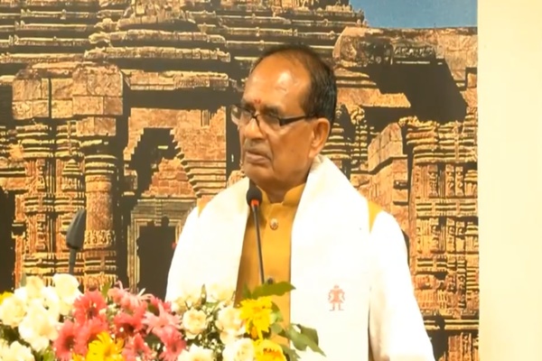 Agriculture Minister accuses Congress of misleading farmers on MSP