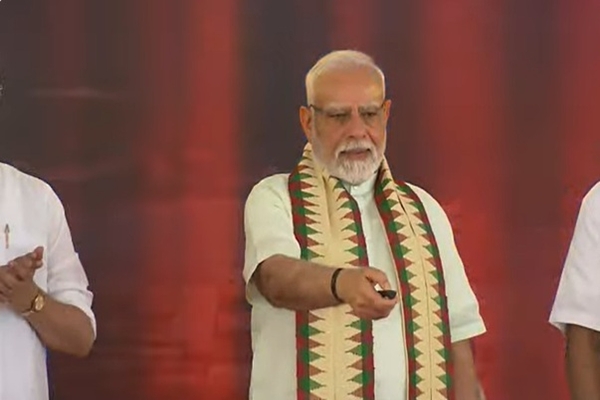 પ્રધાનમંત્રીએ કેરળમાં વિઝિંજમ આંતરરાષ્ટ્રીય બંદર રાષ્ટ્રને સમર્પિત કર્યું