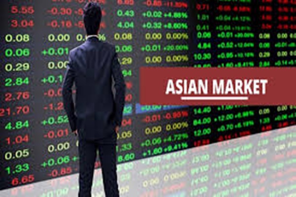  Asian, European markets trade in green