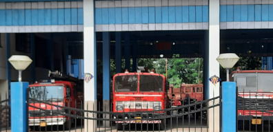দুর্গাপুজোয় অগ্নিকান্ড আটকাতে  রাজ্যে ৯৭টি অস্থায়ী দমকল কেন্দ্র  তৈরি করা হবে