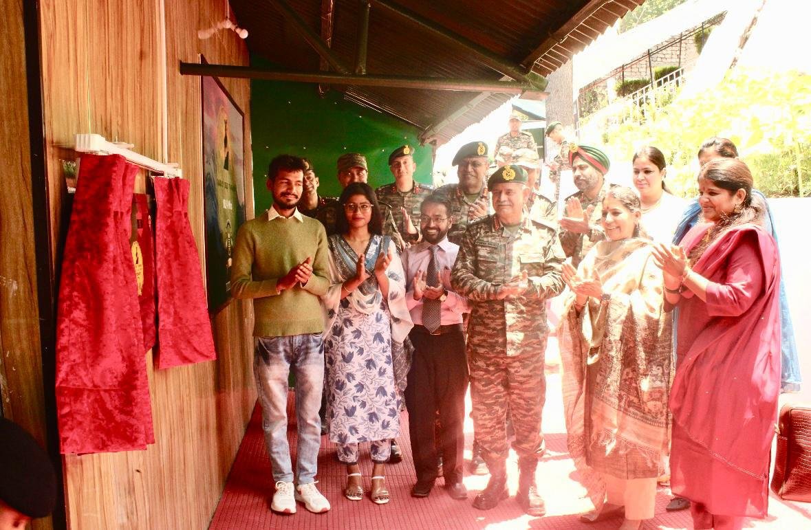 সেনাপ্রধান জেনারেল উপেন্দ্র দ্বিবেদী আজ গাড়োয়াল অঞ্চলের সীমান্ত পোস্ট পরিদর্শন করেন। 