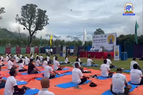 आंतरराष्ट्रीय योग दिनानिमित्त विदेशात विविध कार्यक्रम