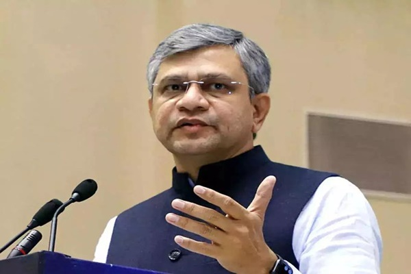 কেন্দ্রীয় তথ্য ও সম্প্রচার মন্ত্রী অশ্বিনী বৈষ্ঞ বলেছেন, গত ১১ বছরে মূলধনী খরচ উল্লেখযোগ্য হারে বৃদ্ধি পেয়েছে।