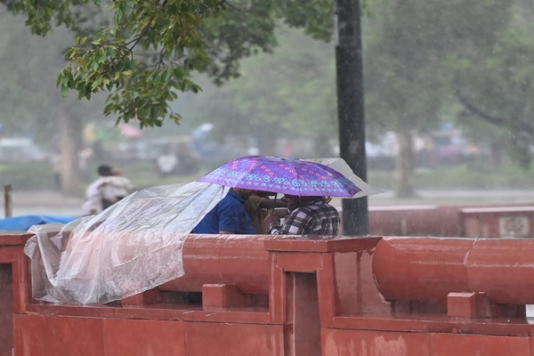 Rainfall Brings Much-Needed Relief to Delhi from Scorching Heat