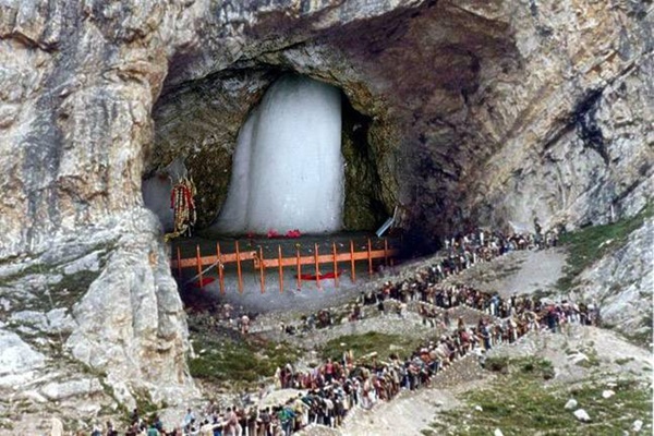 જમ્મુ-કાશ્મીરના ઉપરાજ્યપાલ મનોજ સિંહાના અધ્યક્ષસ્થાને શ્રી અમરનાથજી શ્રાઈન બોર્ડની બેઠક યોજાઈ