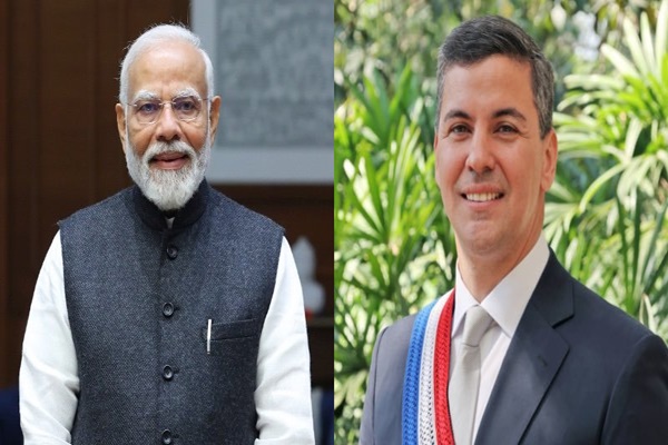 প্রধানমন্ত্রী নরেন্দ্র মোদী আজ নতুন দিল্লীতে প্যারাগুয়ের রাষ্ট্রপতি স্যান্টিয়্যাগো পেনা প্যালাসিওসের সঙ্গে বৈঠক করবেন।