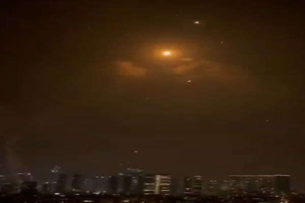 Iran launches new wave of missiles at Israel, as Israeli air force strikes targets in Tehran
