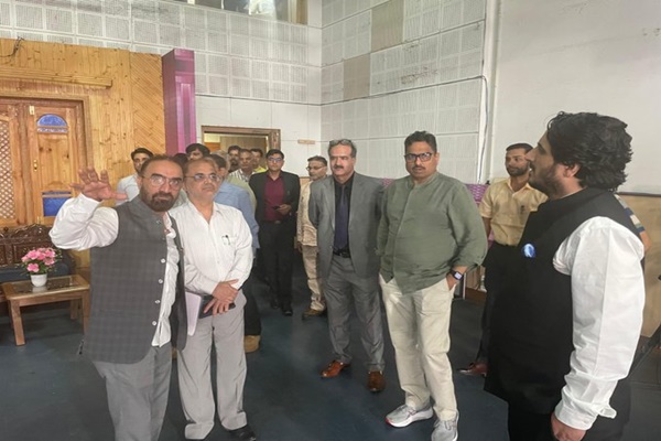 I&B Secretary Sanjay Jaju Stresses Indigenous, Region-Specific Content for Jammu & Kashmir