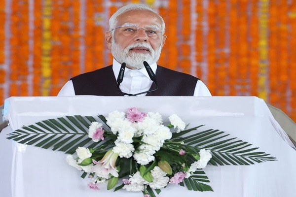 प्रधानमंत्री नरेंद्र मोदी यांच्या हस्ते आज बिहारमधल्या 5 हजार 9 शे कोटी रुपयांच्या विविध विकास कामांचं उद्घाटन
