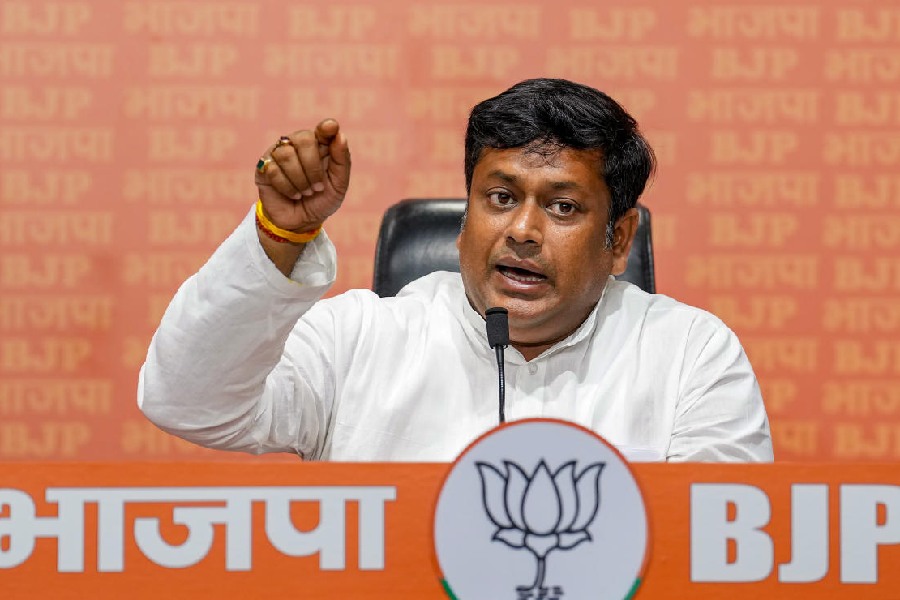 ভোটার তালিকার বিশেষ নিবিড় সংশোধনীর কাজ, এরাজ্যে হলেও, প্রকৃত ভোটারদের নাম কখনোই তালিকা থেকে বাদ পড়বে না বলে, কেন্দ্রীয় প্রতিমন্ত্রী, বিজেপি নেতা সুকান্ত মজুমদার জানিয়েছেন।