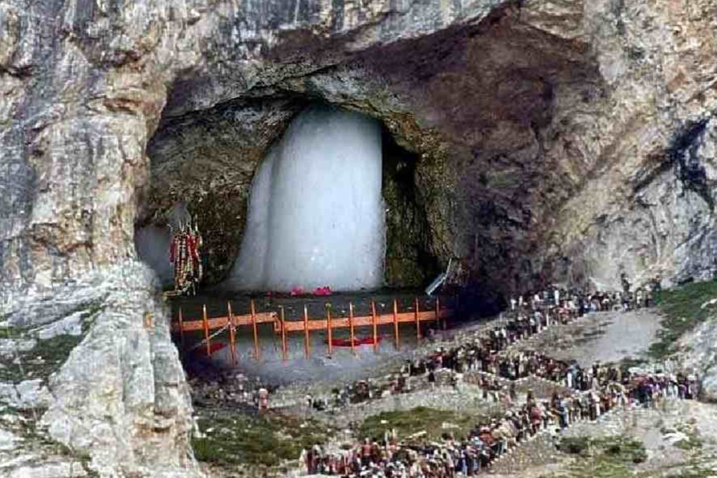 Amarnath Yatra to remain suspended on next few days news image