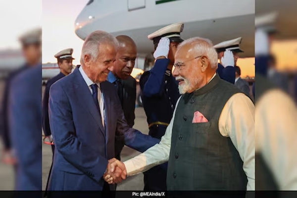 प्रधानमंत्री नरेंद्र मोदी आज ब्राजील की राजधानी ब्रासीलिया में राष्ट्रपति लुइज इनासियो लूला दा सिल्वा के साथ वार्ता करेंगे