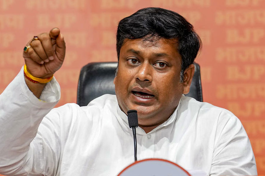 Union Minister Sukanta Majumdar Alleges Relief Mismanagement in North Bengal Floods