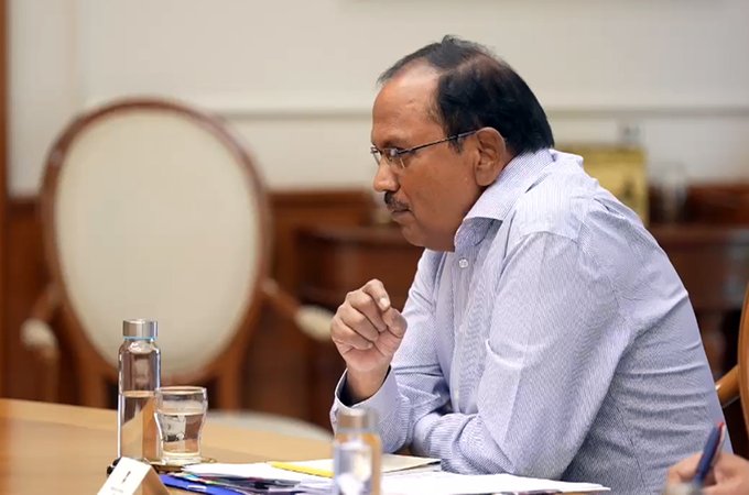 ভারতের জাতীয় নিরাপত্তা উপদেষ্টা অজিত দোভাল আগামীকাল মস্কোয় রুশ আধিকারিকদের সঙ্গে ভারত-রাশিয়া প্রতিরক্ষা ও নিরাপত্তা সহযোগিতা বিষয়ে আলোচনা করবেন।
