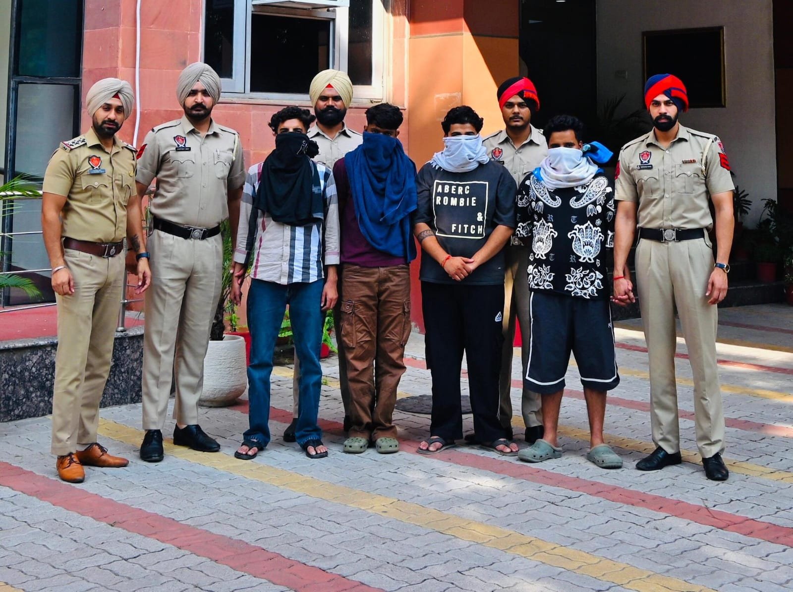 पंजाब पुलिस की साइबर अपराध शाखा ने करोडों रुपयों की ठगी करने वाले अंतरराज्‍यीय म्यूल एकाउंट रैकेट का किया पर्दाफाश