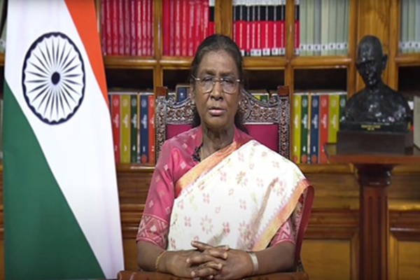 ভাৰত ২০৪৭ চনৰ ভিতৰত উন্নত অৰ্থব্যৱস্থা হোৱাৰ দিশে ধাৱমান হৈছেঃ ৰাষ্ট্ৰপতি দ্রৌপদী মুৰ্মু