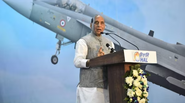 વર્ષ 2024—25માં વાર્ષિક સંરક્ષણ ઉત્પાદન અત્યાર સુધીના સૌથી ઉચ્ચ સ્તરે પહોંચ્યું.