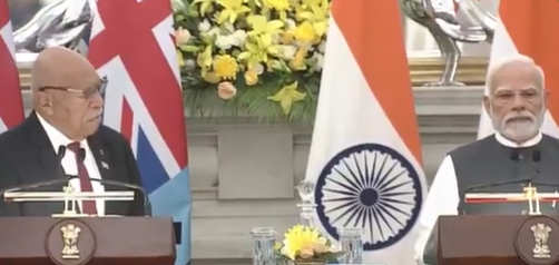 प्रधानमंत्री नरेन्‍द्र मोदी नई दिल्‍ली में फिजी के प्रधानमंत्री सितिवेनी लिगामामादा राबुका के साथ वार्ता कर रहे हैं