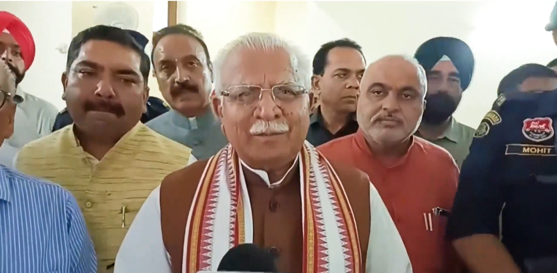 केंद्रीय आवासन और शहरी कार्य मंत्री मनोहर लाल ने सभी राज्यों को सफाई में तेजी लाने की दी सलाह