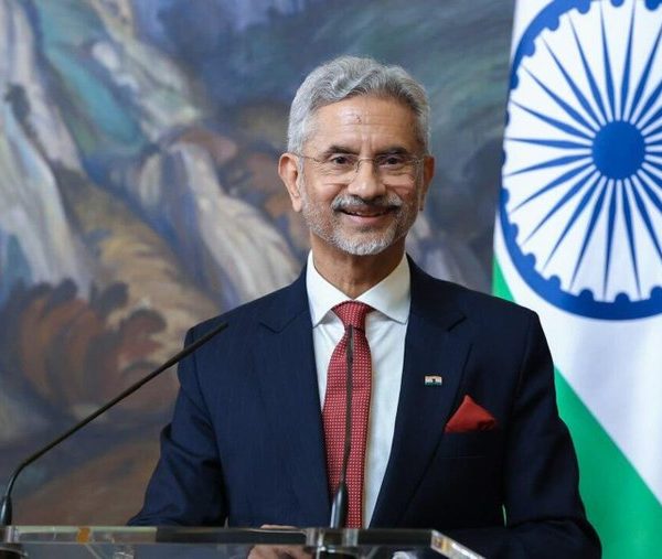 विदेश मंत्री डॉ. एस. जयशंकर ने चीनी समकक्ष वांग यी और चीन के लोगों को पीपुल्स रिपब्लिक ऑफ चाइना के स्थापना दिवस पर बधाई दी