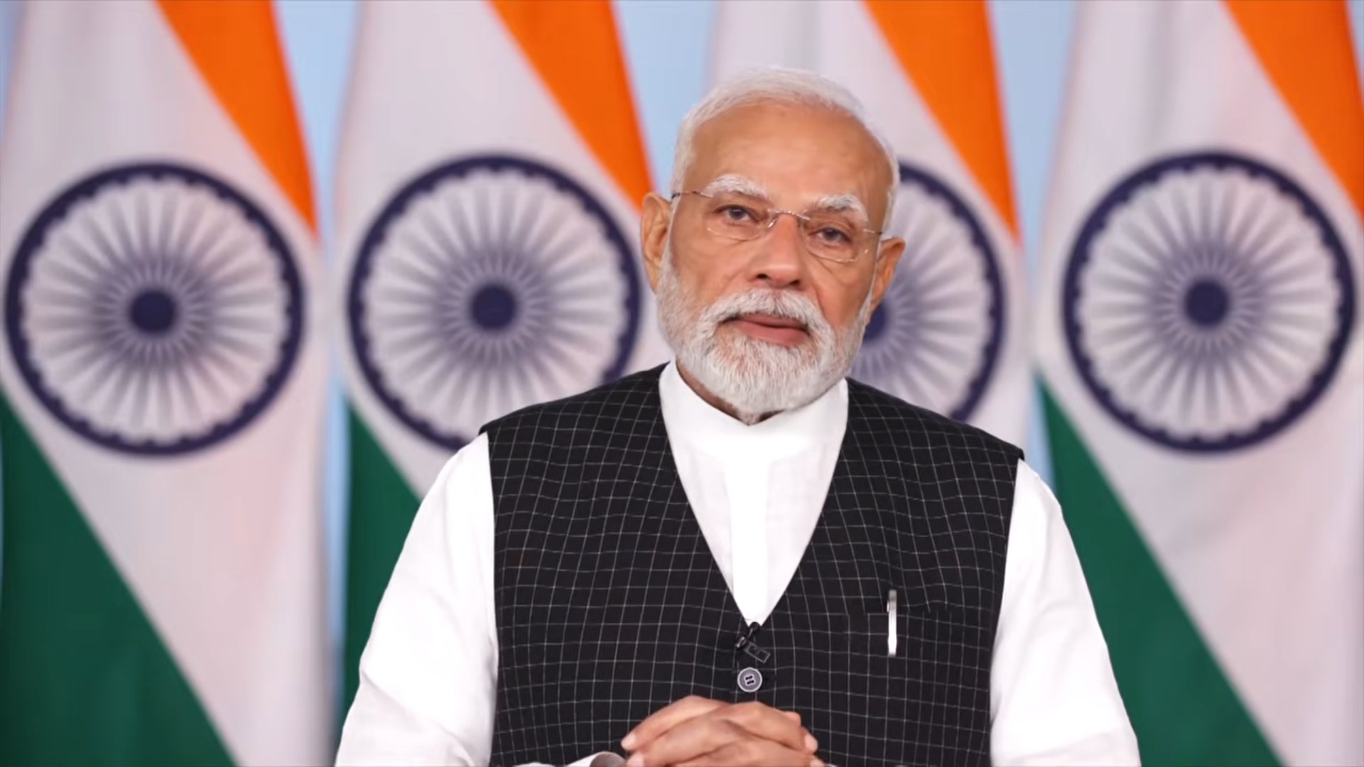 प्रधानमंत्री नरेन्द्र मोदी बाढ़ की स्थिति का आकलन करने और राहत तथा पुनर्वास कार्यों की समीक्षा के लिए आज हिमाचल प्रदेश और पंजाब का दौरा करेंगे