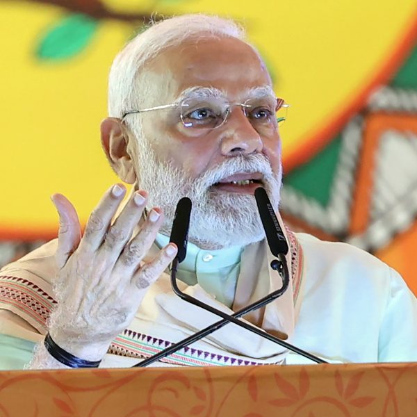 प्रधानमंत्र्यांच्या हस्ते देशातल्या सर्वात मोठ्या मुंबई क्रुझ टर्मिनलचं लोकार्पण