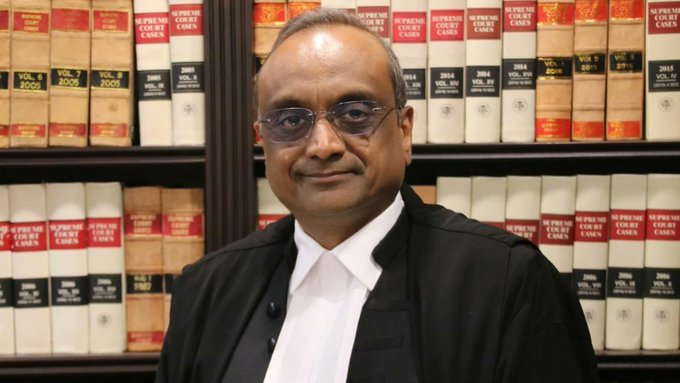 राज्याचे महाधिवक्ता डॉ. बिरेंद्र सराफ यांचा राजीनामा