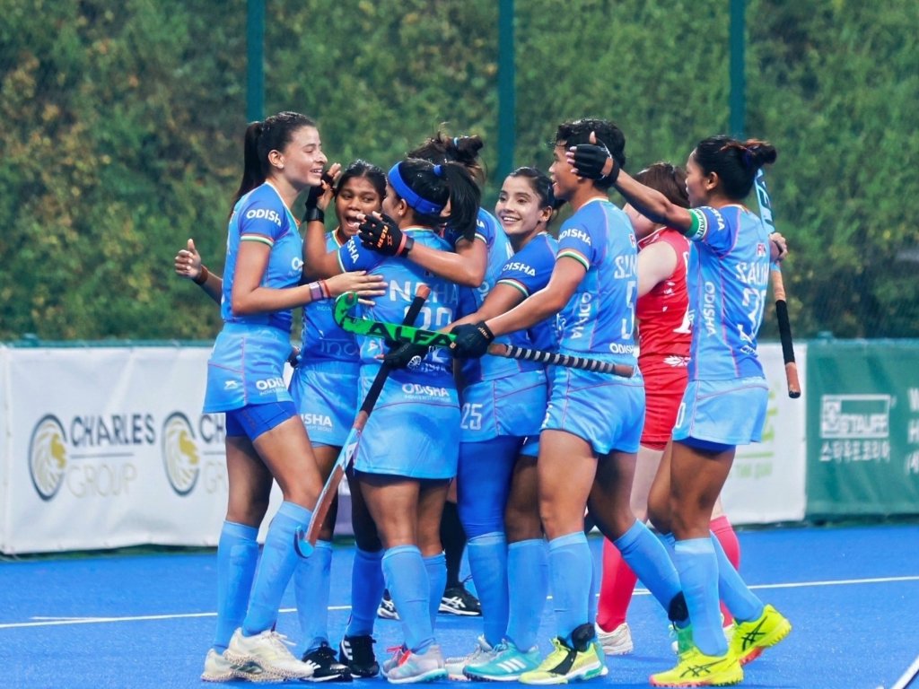চীনের হাংঝাউ-তে মহিলা এশীয় হকি কাপে ভারতের মহিলা দল তাদের সুপার ফোর ম্যাচে জাপানের সঙ্গে ১-১ গোলে ড্র করেছে।