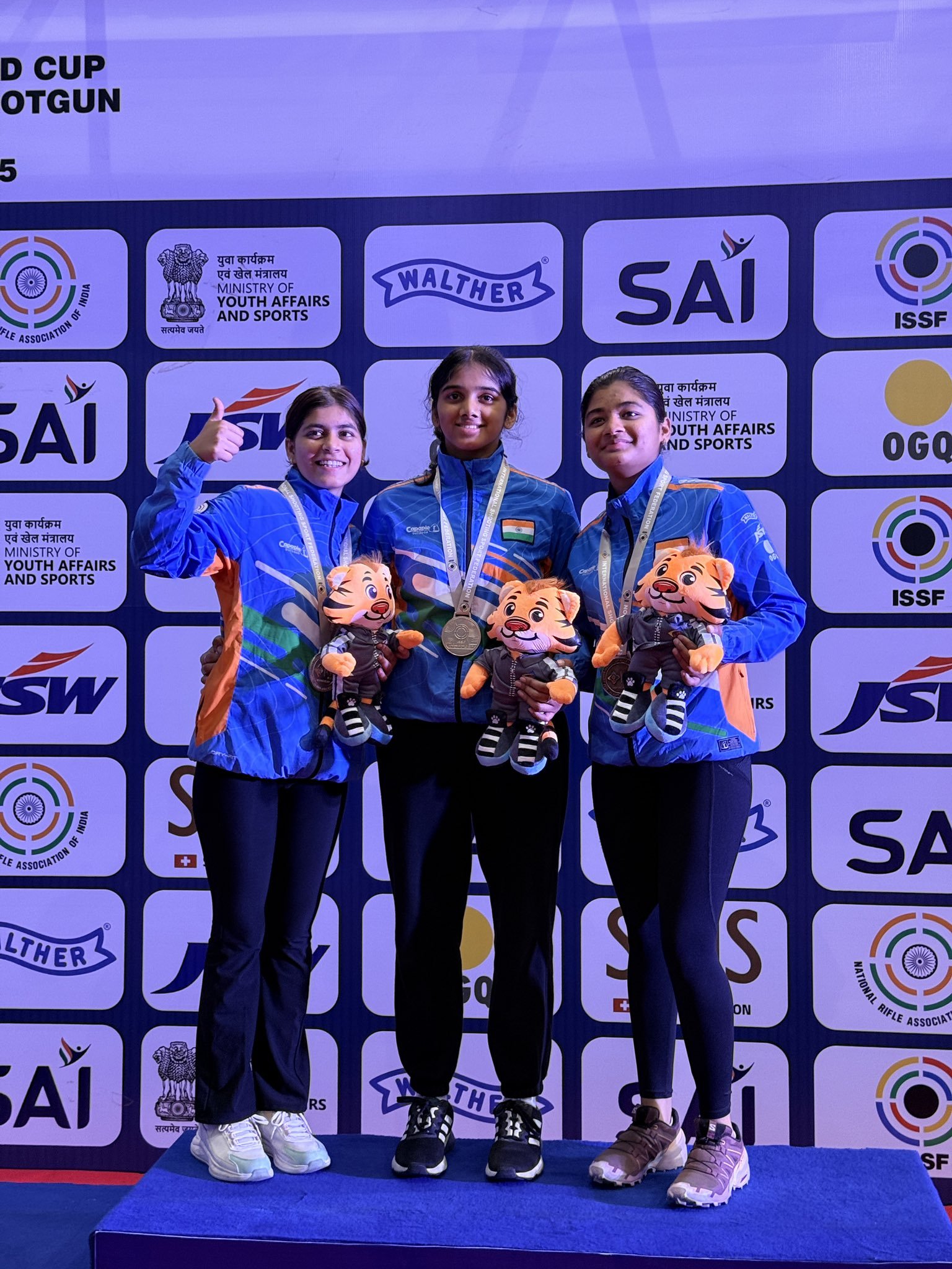 ભારતીય નિશાનેબાજોએ ISSF જુનિયર વર્લ્ડ કપમાં પાંચ ચંદ્રક જીત્યા.