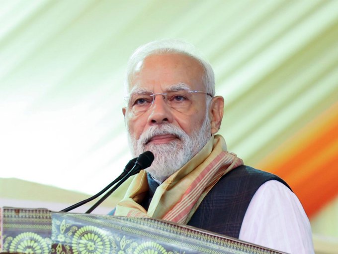 प्रधानमंत्री मोदी ने पूर्व प्रधानमंत्री डॉक्‍टर. मनमोहन सिंह की जयंती पर श्रद्धांजलि अर्पित की