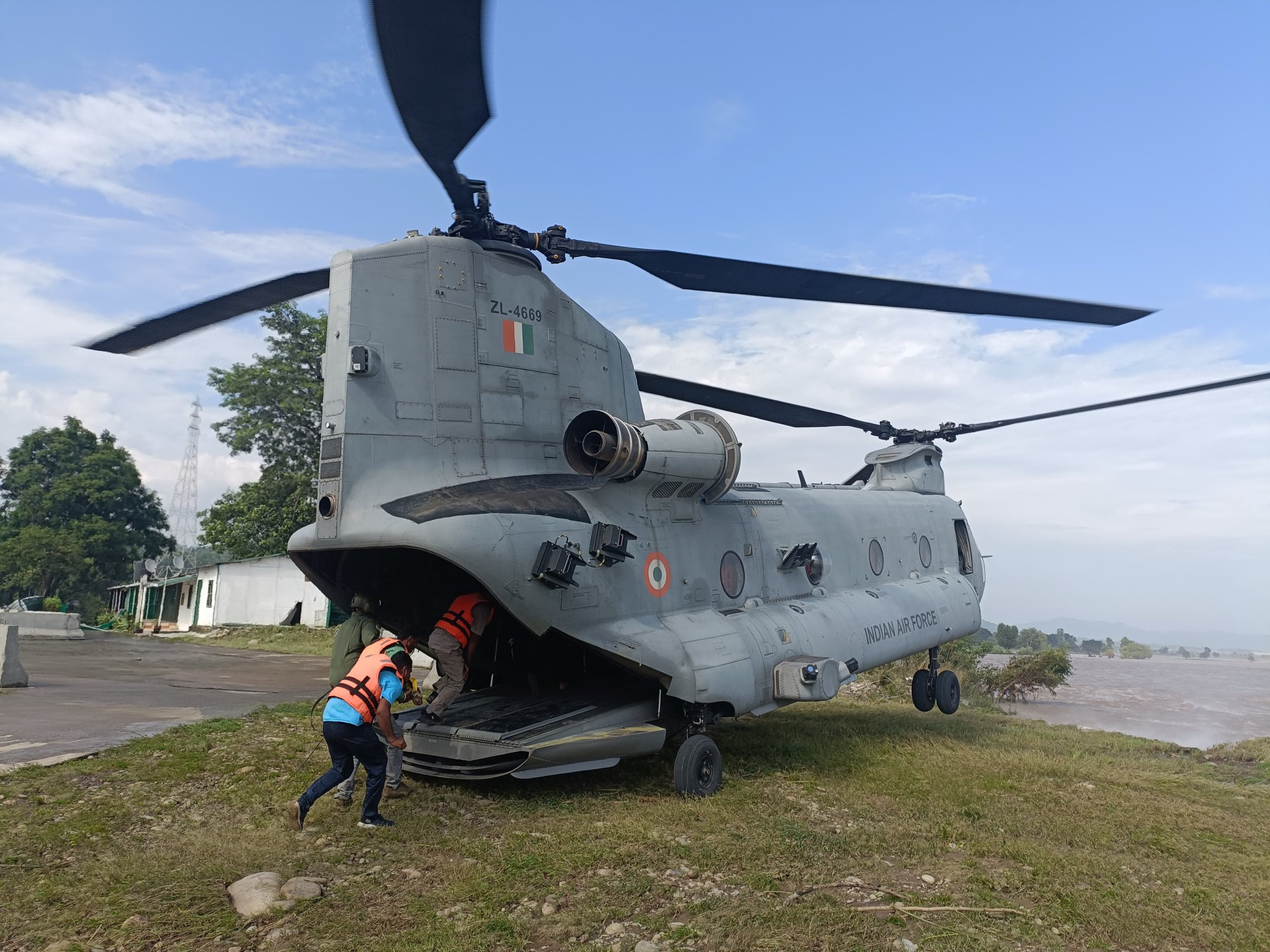 Relief operations continue in Punjab, J&K & Himachal Pradesh even as flood situation subsides