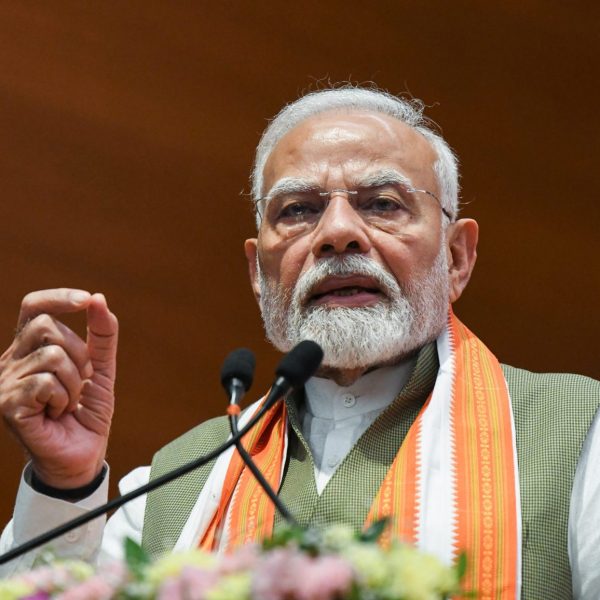 PM Modi: Clean Mobility & Energy to Make India a Global Hub