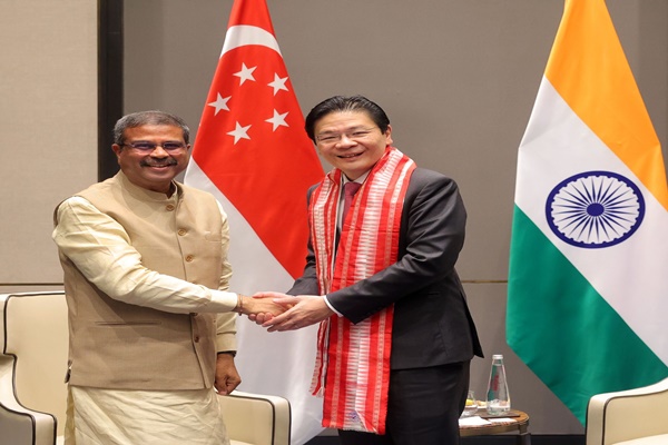 Education Minister Dharmendra Pradhan Meets Singapore PM Lawrence Wong to Boost Bilateral Education Ties