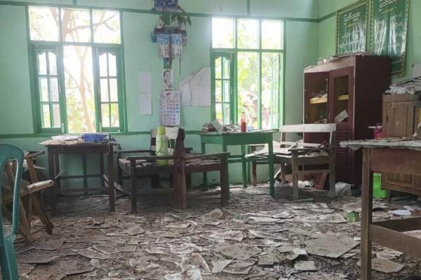 म्यांमार के दो निजी आवासीय विद्यालयों पर हुए सेना के हवाई हमलो में 19 छात्रों की मौत
