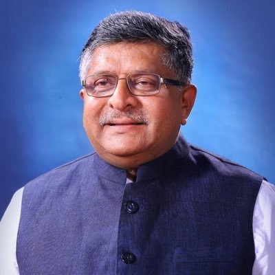 वरिष्ठ भारतीय जनता पार्टी के नेता रविशंकर प्रसाद ने राहुल गांधी पर तथ्यों को तोड़-मरोड़ कर पेश करने का आरोप लगाया
