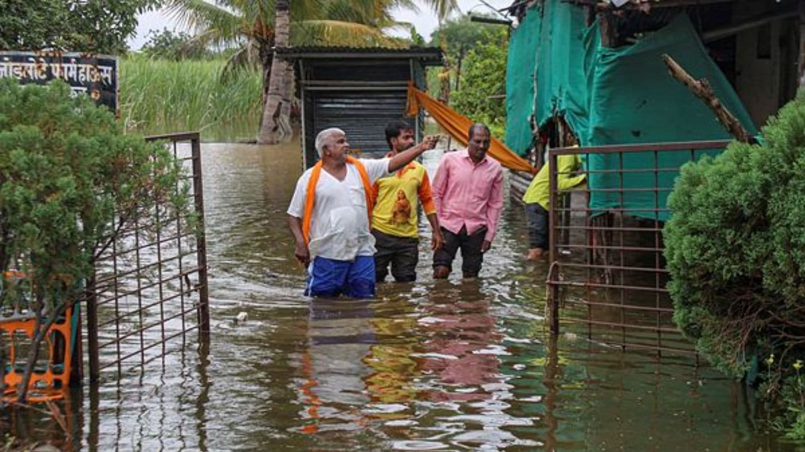 Heavy Rains Batter Marathwada; NDRF Rescues 9 in Paranda