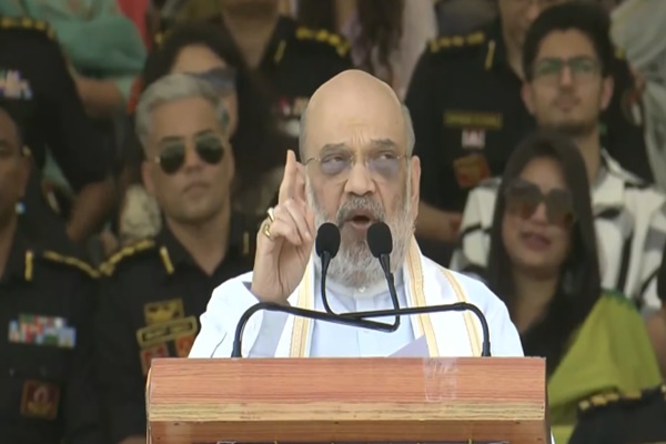 দেশে অনুপ্রবেশ ঠেকাতে কেন্দ্রীয় সরকার সবরকমের প্রয়াস চালাচ্ছে বলে কেন্দ্রীয় স্বরাষ্ট্রমন্ত্রী অমিত শাহ্ মন্তব্য করেছেন।