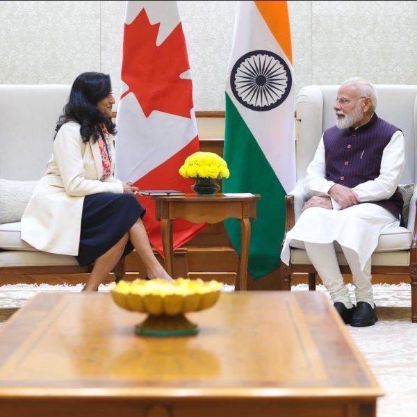 কানাডার বিদেশমন্ত্রী অনিতা আনন্দ আজ নতুন দিল্লীতে প্রধানমন্ত্রী নরেন্দ্র  মোদীর সঙ্গে সাক্ষাৎ করেছেন।