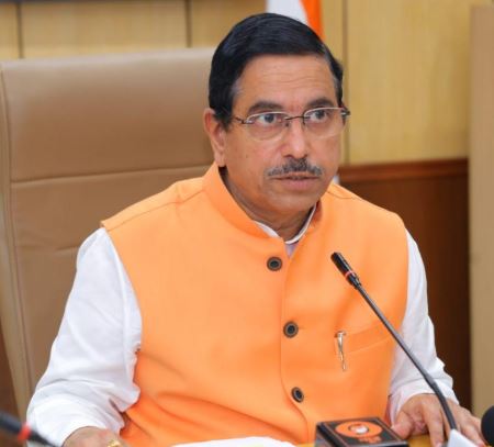 भारत का सौर ऊर्जा उत्‍पादन मॉडल दुनिया में सबसे सफल है : ऊर्जा मंत्री प्रह्लाद जोशी