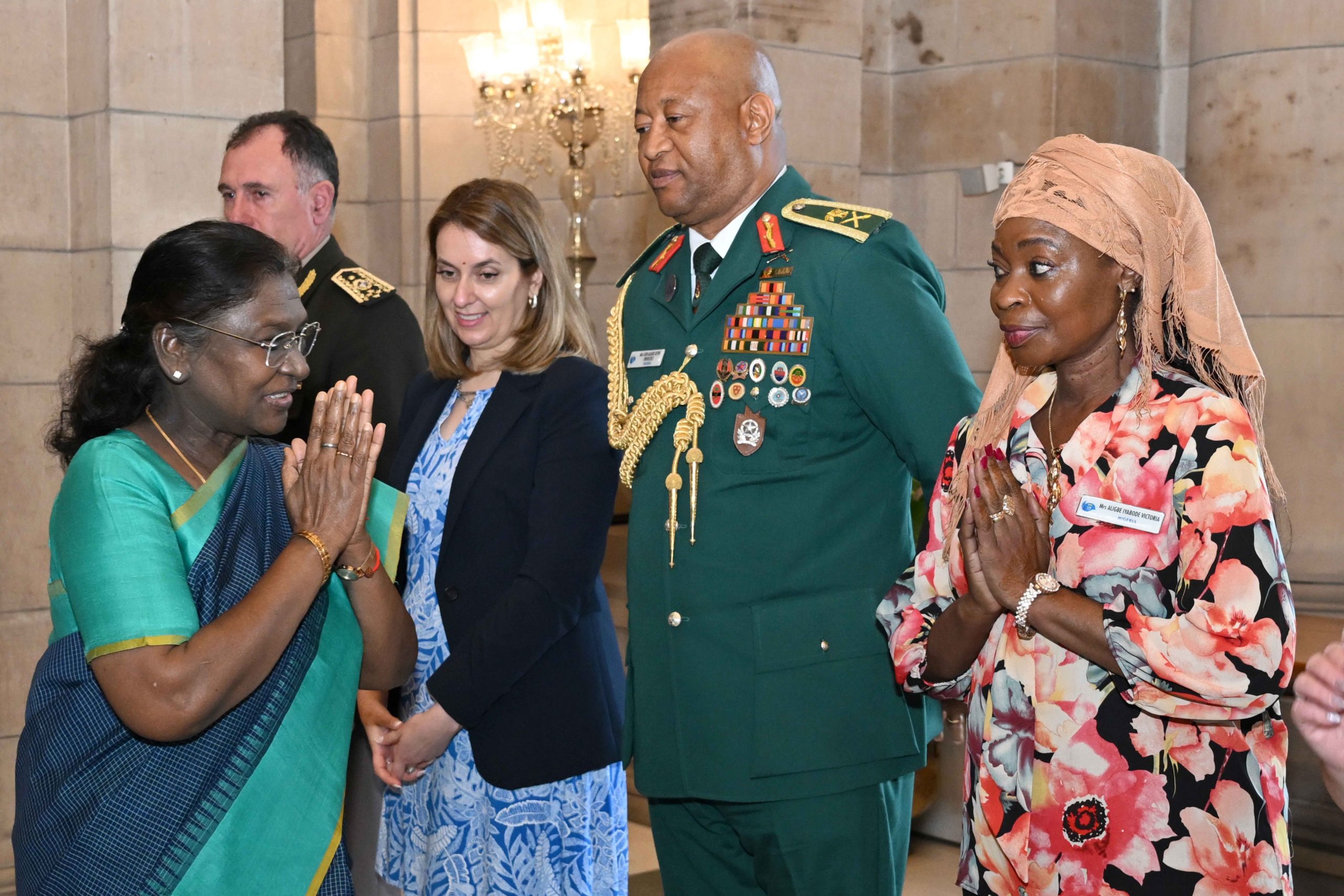 President Murmu Meets UN Army Chiefs in Delhi, Hails Peacekeeping Efforts