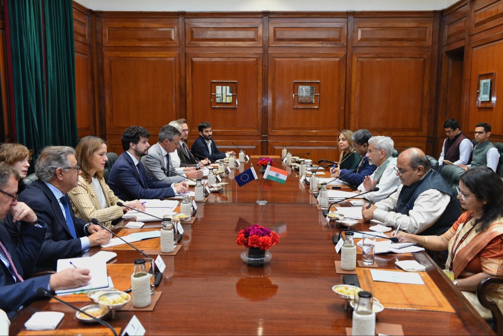 یوروپی پارلیمنٹ کی بین الاقوامی تجارت سے متعلق کمیٹی کے ایک وفد نے آج نئی دلّی میں وزیر خارجہ ڈاکٹر ایس جے شنکر سے ملاقات کی