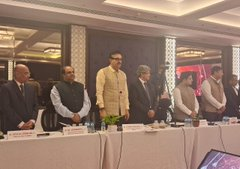 भारत की बढ़ती अर्थव्यवस्था दुनिया भर में सम्मान अर्जित कर रही है: प्रसार भारती अध्यक्ष डॉ. नवनीत कुमार सहगल