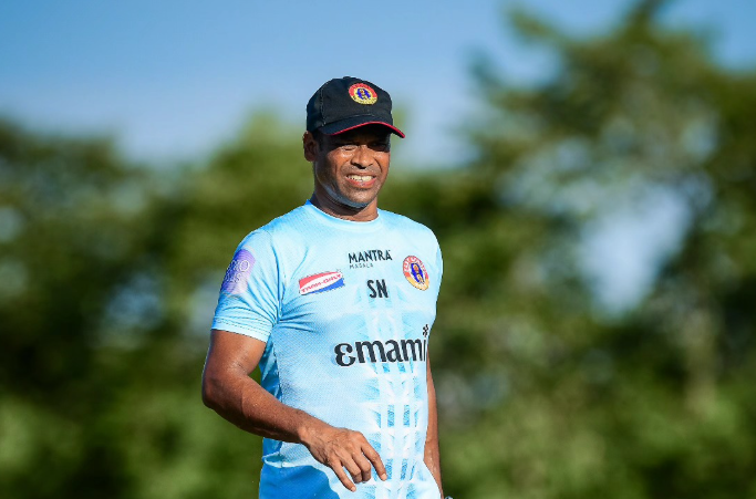 East Bengal কোচ অস্কার ব্রুজোর সঙ্গে বাদানুবাদের পর দলের গোলকিপার কোচ সন্দীপ নন্দী গতকাল পদত্যাগ করেছেন