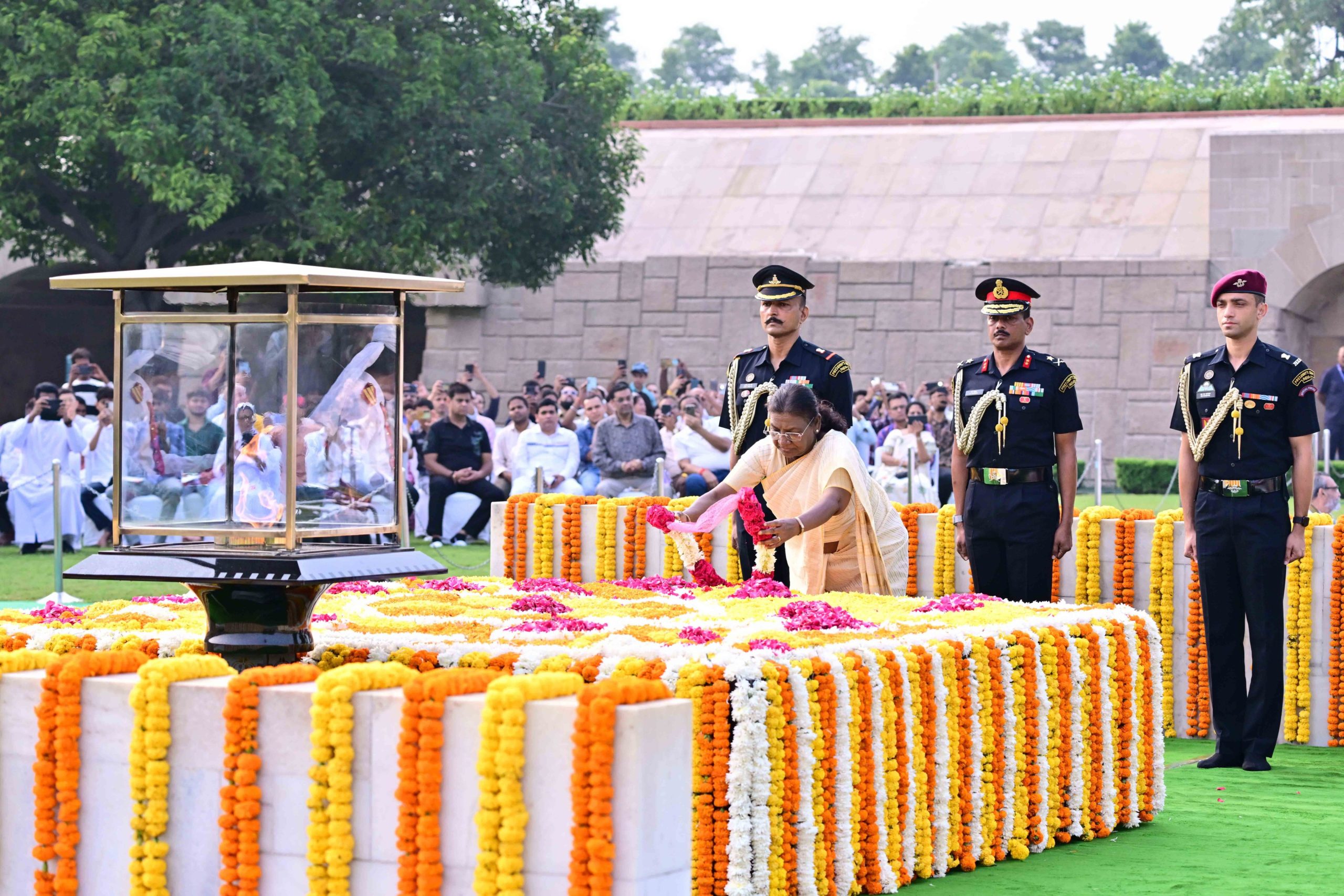 Nation pays homage to Mahatma Gandhi on his 156th birth anniversary